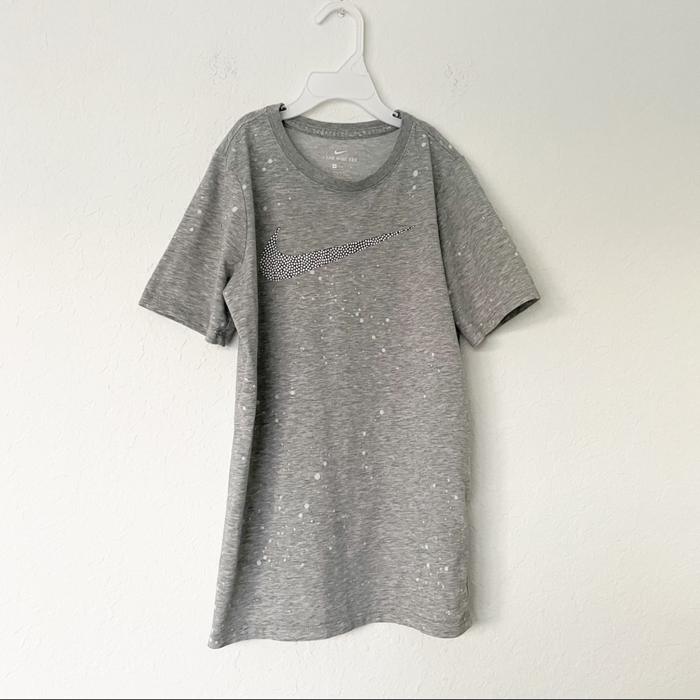 NIKE Kids‎ Boys Swoosh AOP All Over Print Speckled Grey Tee AO8172-063 Medium